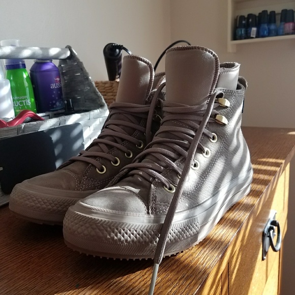 converse waterproof boots